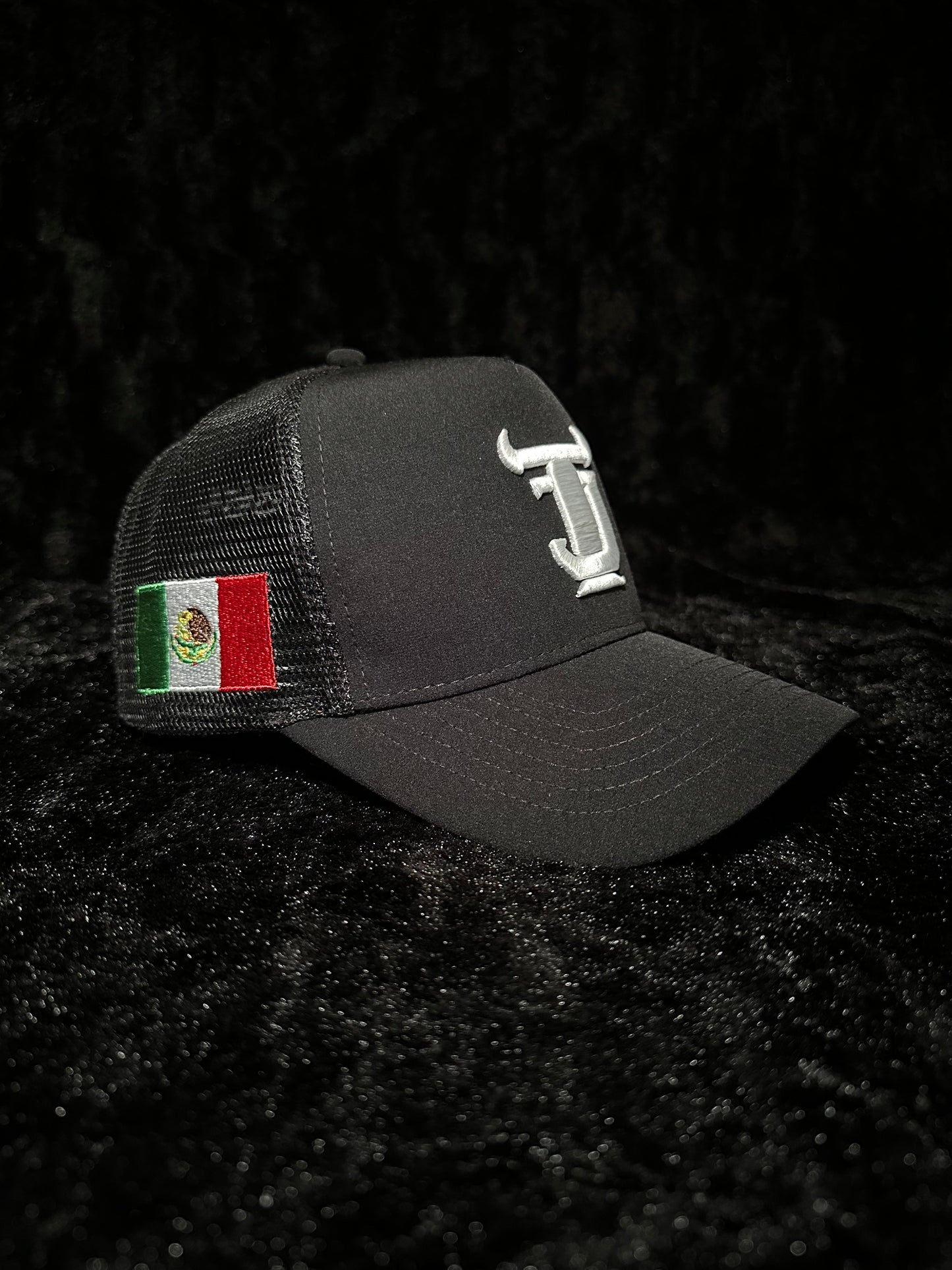 TJ trucker (Black)
