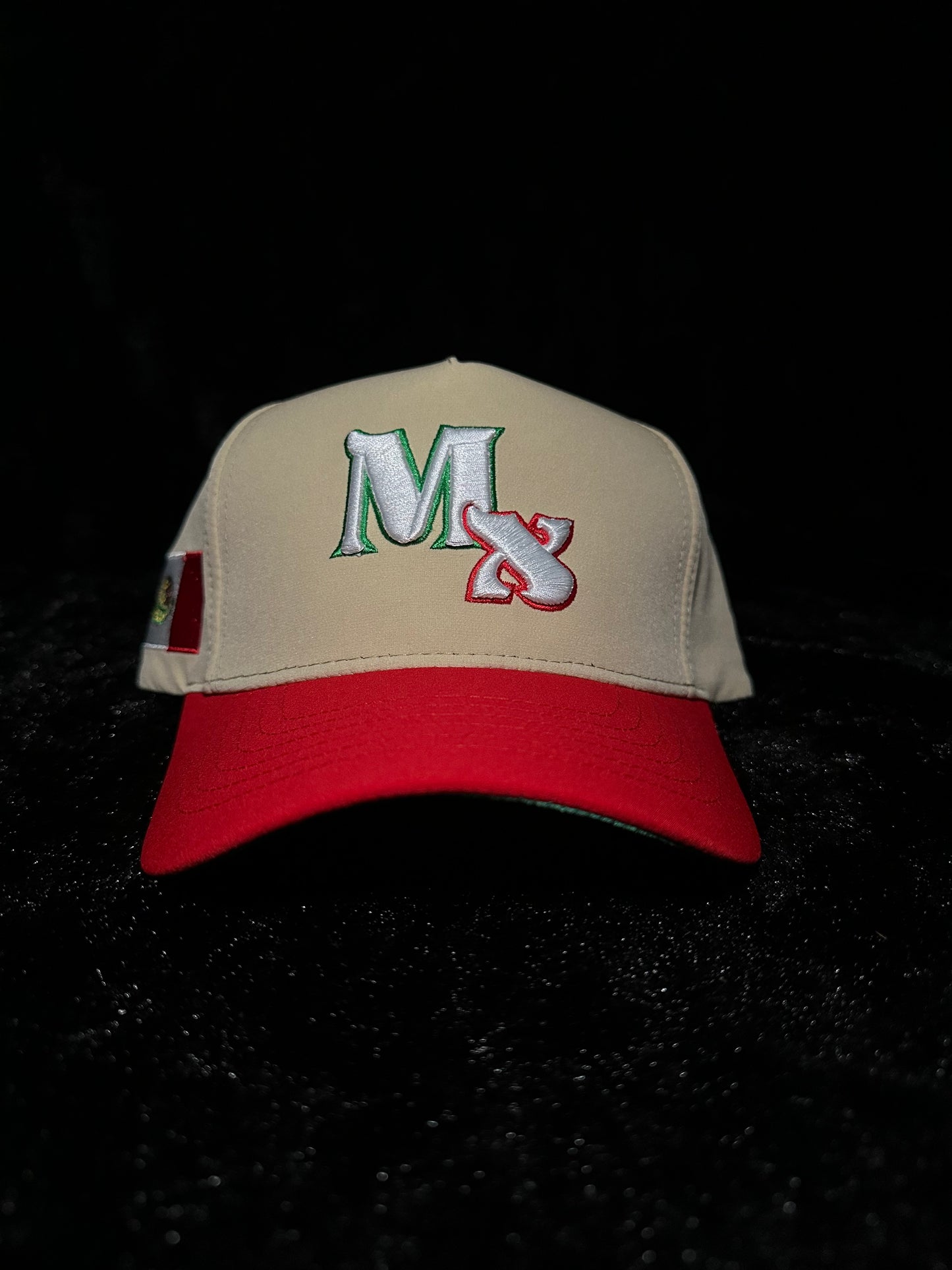 Mx (Beige w Red)
